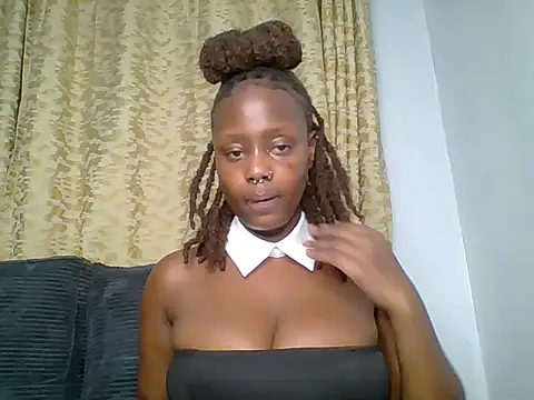 Snapshot of Miss_Amani chatting on 09-22-25, 06:58 Miss Amani online show from 09-22-25, 06:58