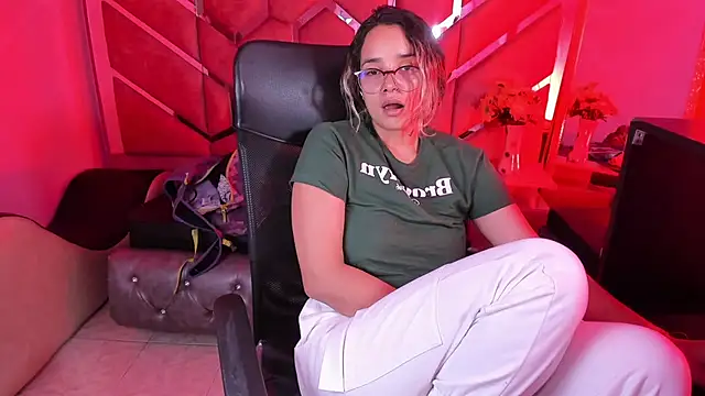 Olivia Fox69 online show from 02-08-26, 03:59