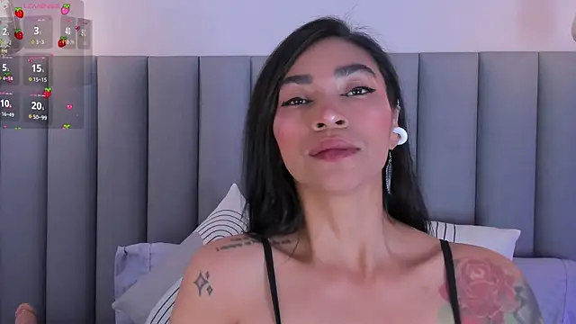 Snapshot of Leamonroe__ chatting on 06-12-26, 10:07 Leamonroe online show from 06-12-26, 10:07