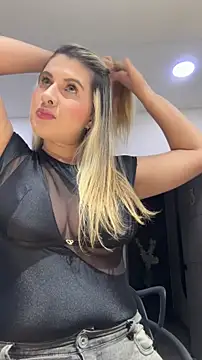 EmiilyAdams  online show from 02-17-26, 09:12