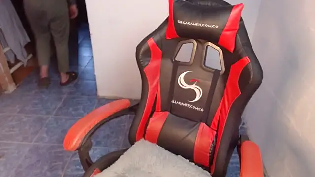 dannafitness online show from 11-10-25, 02:11