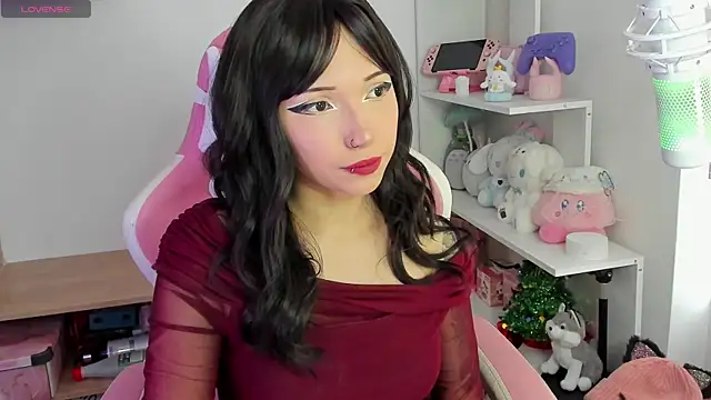 Snapshot of Artic_love chatting on 10-06-25, 10:32 Artic love online show from 10-06-25, 10:32