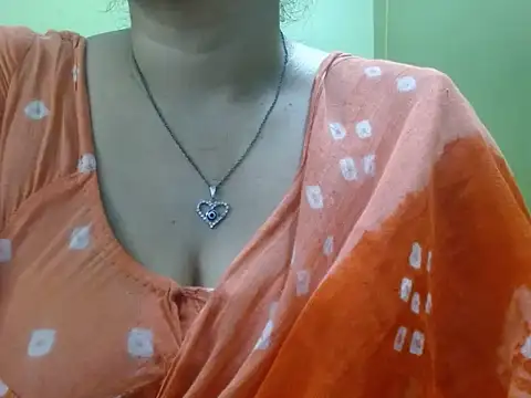 LOVERIAKOL online show from 04-21-26, 03:40