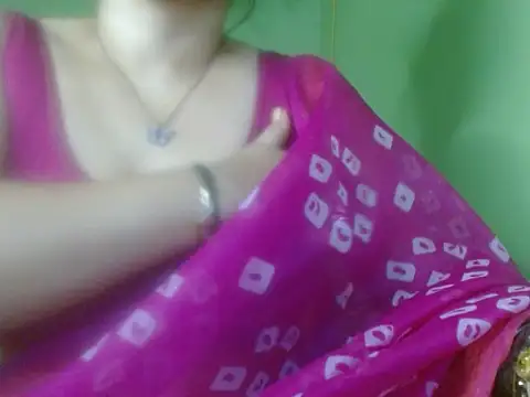 Snapshot of LOVERIAKOL chatting on 07-15-26, 12:01 LOVERIAKOL online show from 07-15-26, 12:01