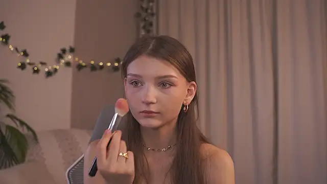 CindyGarrison online show from 10-18-25, 01:29