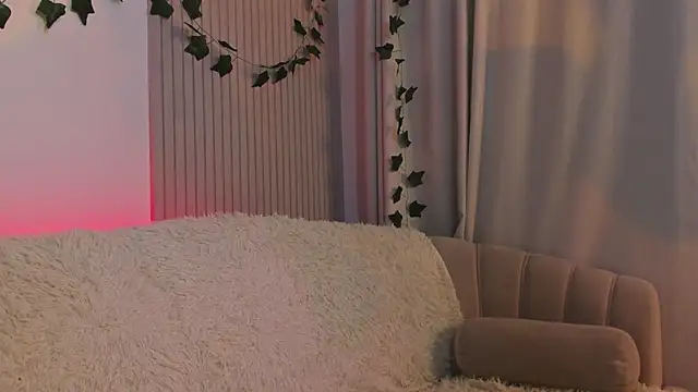 CindyGarrison online show from 02-20-25, 03:34