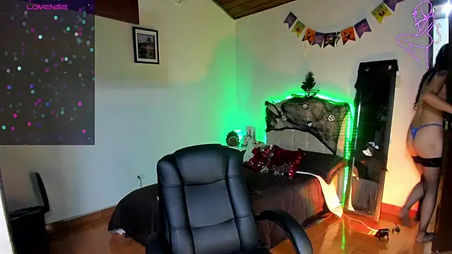 vampirellaa crazy  online show from 10-22-25, 05:07