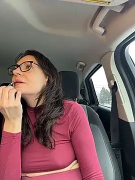 Snapshot of BeautifulMesss chatting on 02-17-26, 03:42 BeautifulMesss online show from 02-17-26, 03:42