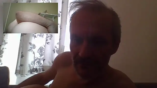 Snapshot of Zed0l1Mod chatting on 12-22-24, 09:11 Zed0l1Mod online show from 12-22-24, 09:11