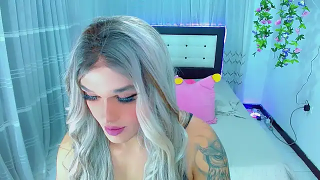 TaylorMon online show from 04-08-26, 01:40