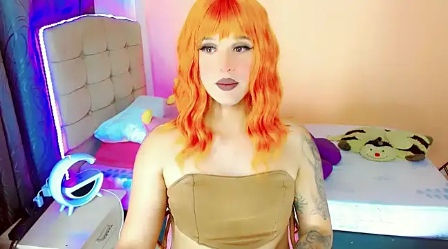 Snapshot of TaylorMon chatting on 02-04-25, 11:38 TaylorMon online show from 02-04-25, 11:38