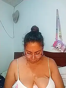 Snapshot of sorbetico_perverse chatting on 03-19-25, 09:16 sorbetico perverse online show from 03-19-25, 09:16