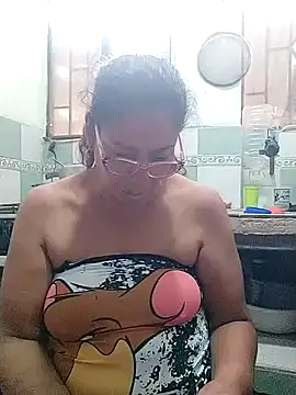 Snapshot of sorbetico_perverse chatting on 02-18-25, 01:22 sorbetico perverse online show from 02-18-25, 01:22