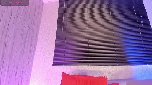 LaiilyBell12 online show from 11-14-25, 12:53