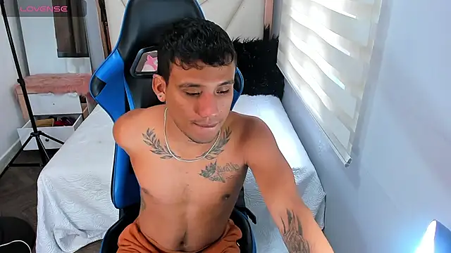 Backsex boy online show from 09-15-25, 03:01