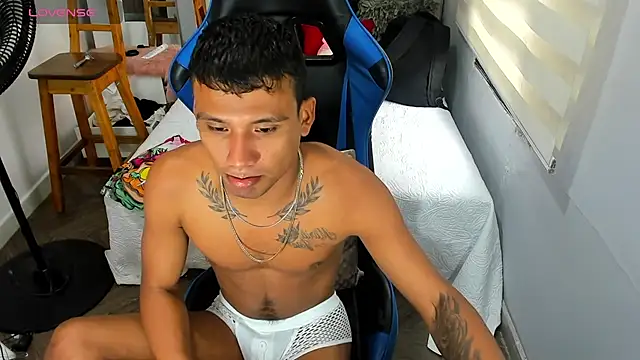 Backsex boy online show from 11-13-25, 03:49