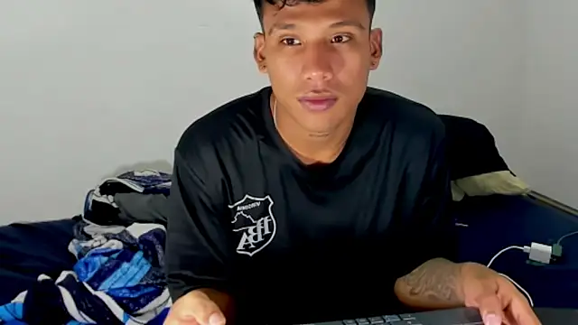 Backsex boy online show from 03-25-26, 06:02