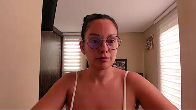 anabel 025 online show from 04-18-26, 07:18