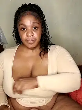 Snapshot of clitorisqueen93 chatting on 02-28-25, 12:10 clitorisqueen93 online show from 02-28-25, 12:10