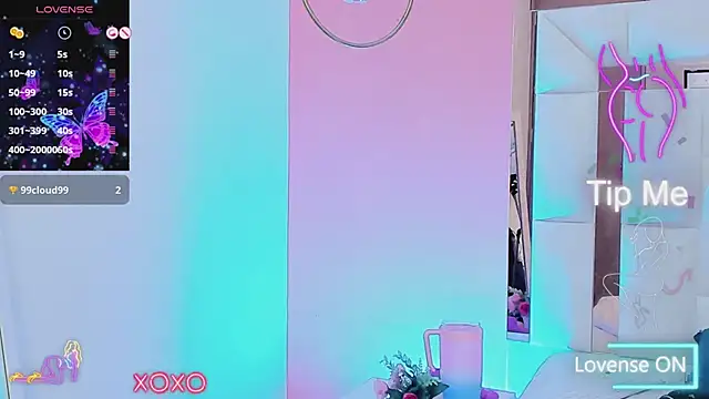 Snapshot of Alanna_hot3 chatting on 03-14-25, 11:32 Alanna hot3 online show from 03-14-25, 11:32