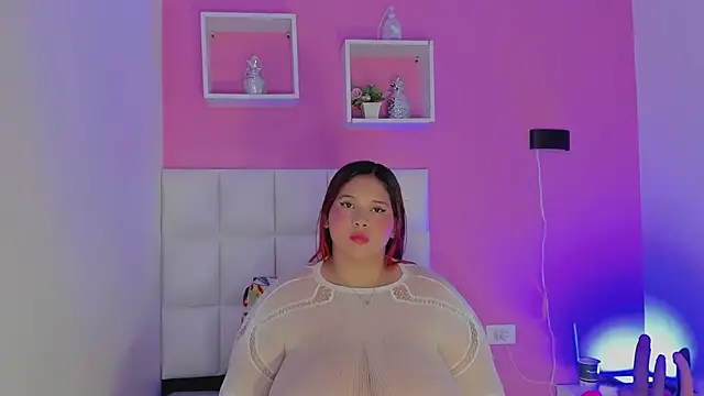 Alanna hot3 online show from 06-01-26, 07:46