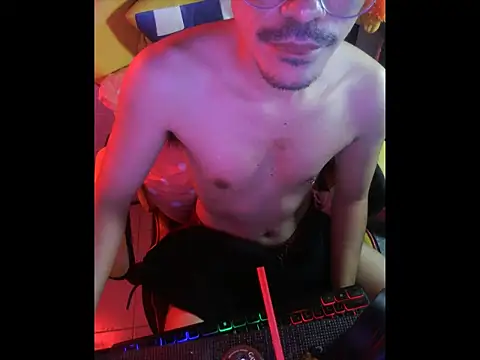 cloudyth1994 online show from 01-06-26, 09:19