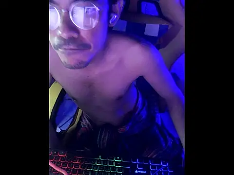 cloudyth1994 online show from 01-05-26, 05:27