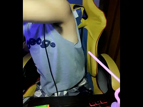 cloudyth1994 online show from 11-20-25, 07:25