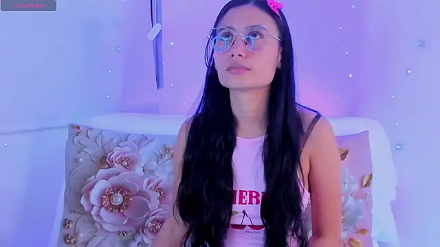 NayeCloud online show from 02-28-26, 09:31