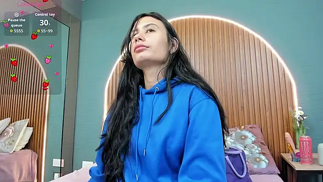 NayeCloud online show from 11-05-25, 03:31