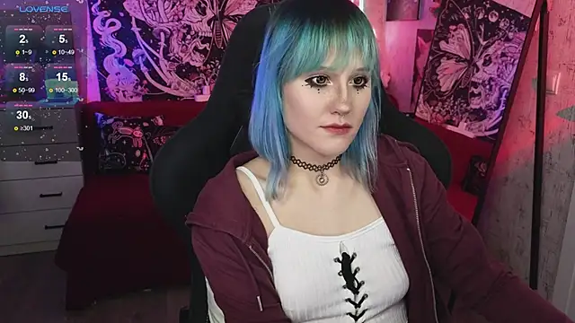 little Elika online show from 12-13-25, 10:27