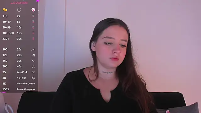 Snapshot of Sabrina_Lennox chatting on 09-22-25, 01:17 Sabrina Lennox online show from 09-22-25, 01:17