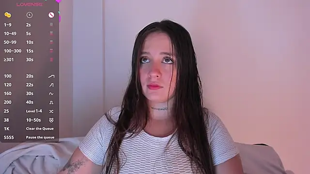 Snapshot of Sabrina_Lennox chatting on 09-16-25, 12:28 Sabrina Lennox online show from 09-16-25, 12:28