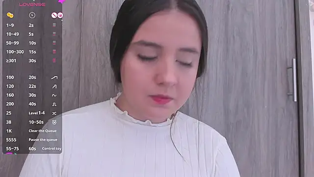 Sabrina Lennox online show from 03-19-26, 02:00