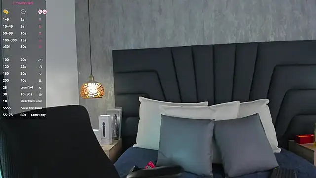 Snapshot of Sabrina_Lennox chatting on 03-20-25, 11:23 Sabrina Lennox online show from 03-20-25, 11:23