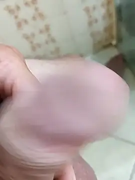 Snapshot of carvalhesco chatting on 01-07-26, 02:49 carvalhesco online show from 01-07-26, 02:49