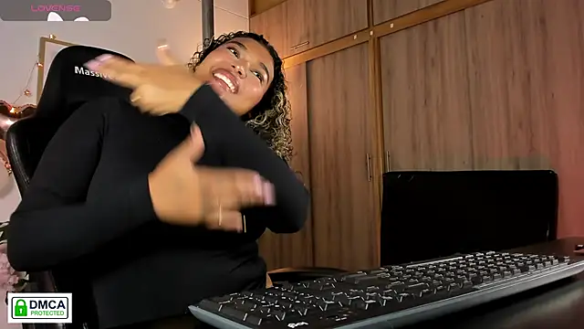 aleja montiel   online show from 02-17-26, 12:57