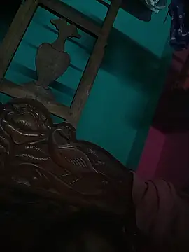 Snapshot of hairipussy2 chatting on 01-08-26, 04:18 hairipussy2 online show from 01-08-26, 04:18