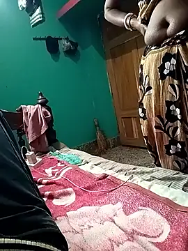 Snapshot of hairipussy2 chatting on 01-11-26, 04:47 hairipussy2 online show from 01-11-26, 04:47