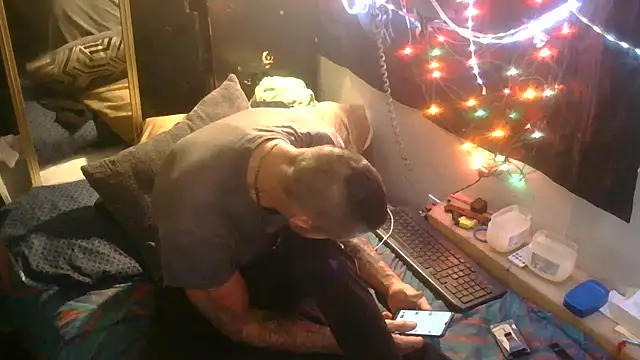 TheOneYouLove69 online show from 02-19-26, 07:55