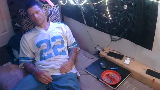 TheOneYouLove69 online show from 02-12-26, 04:29