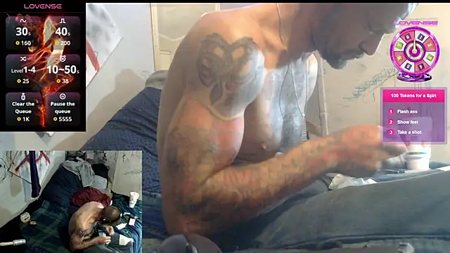 TheOneYouLove69 online show from 06-11-26, 10:18