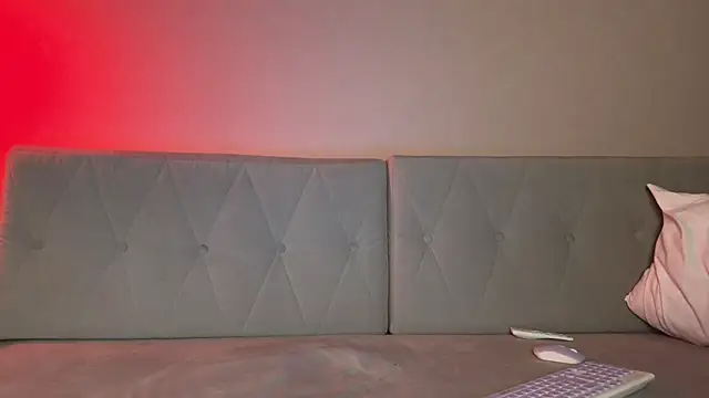 weshycouple online show from 03-04-26, 07:21