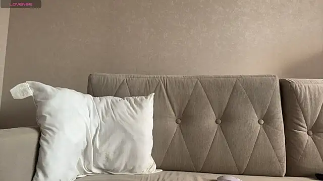 Snapshot of weshycouple chatting on 06-28-26, 03:02 weshycouple online show from 06-28-26, 03:02