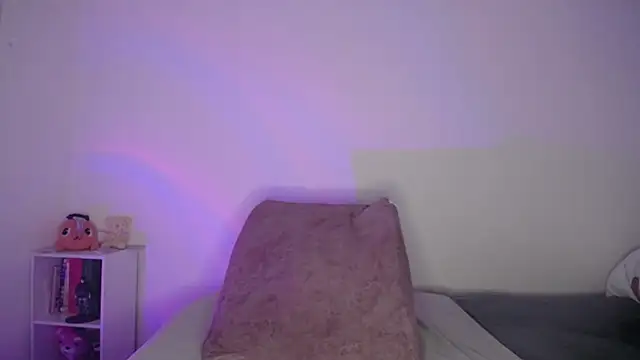 NewAgatha Bolton online show from 03-14-26, 08:48