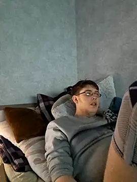 Snapshot of thejerkin chatting on 03-01-25, 11:17 thejerkin online show from 03-01-25, 11:17