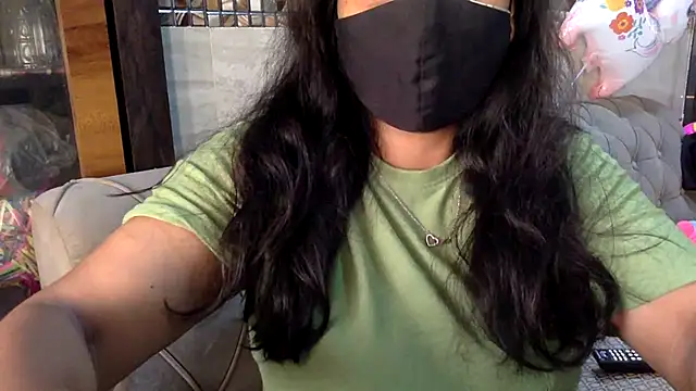 HaaniKaur online show from 05-07-26, 08:28