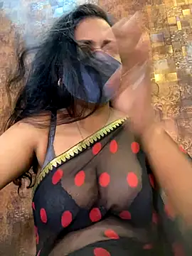 Snapshot of HaaniKaur chatting on 10-18-25, 05:53 HaaniKaur online show from 10-18-25, 05:53