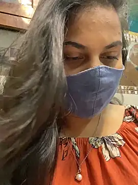 Snapshot of HaaniKaur chatting on 01-11-25, 04:46 HaaniKaur online show from 01-11-25, 04:46