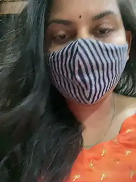 Snapshot of HaaniKaur chatting on 03-06-25, 05:22 HaaniKaur online show from 03-06-25, 05:22